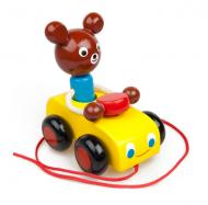 Ziehspielzeug Bär im Holzauto aus Buchenholz für Kinder ab 3 Jahren